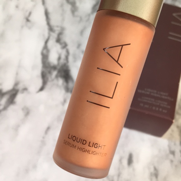 Ilia highlighter - Picture 2 of 5